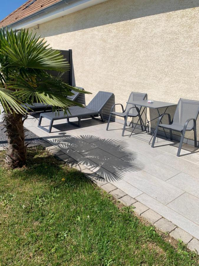 Studio Independant Avec Piscine Et Jardin L'Abergement-Sainte-Colombe Eksteriør bilde